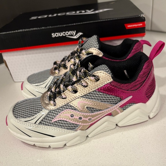 (New) Saucony Flash XT Little Girls Sneakers – Size 1 – Pink/Silver/Gold - Picture 3 of 6